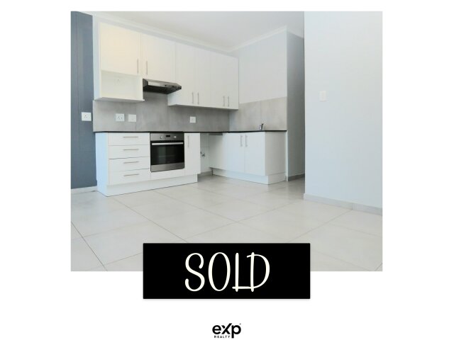 <!--[if BLOCK]><![endif]--> 217 The Grove 74 Parklands Main, Parklands, Milnerton <!--[if ENDBLOCK]><![endif]-->